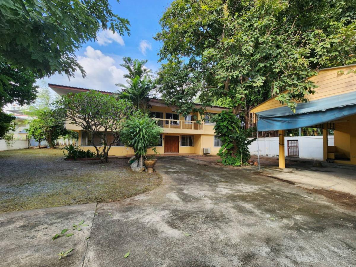 For SaleHouseSapankwai,Jatujak : For Sale House with land for sale in Samsen Nai Phaya Thai Bangkok , Sam Sen Nai , Phaya Thai , Bangkok , CX-141243