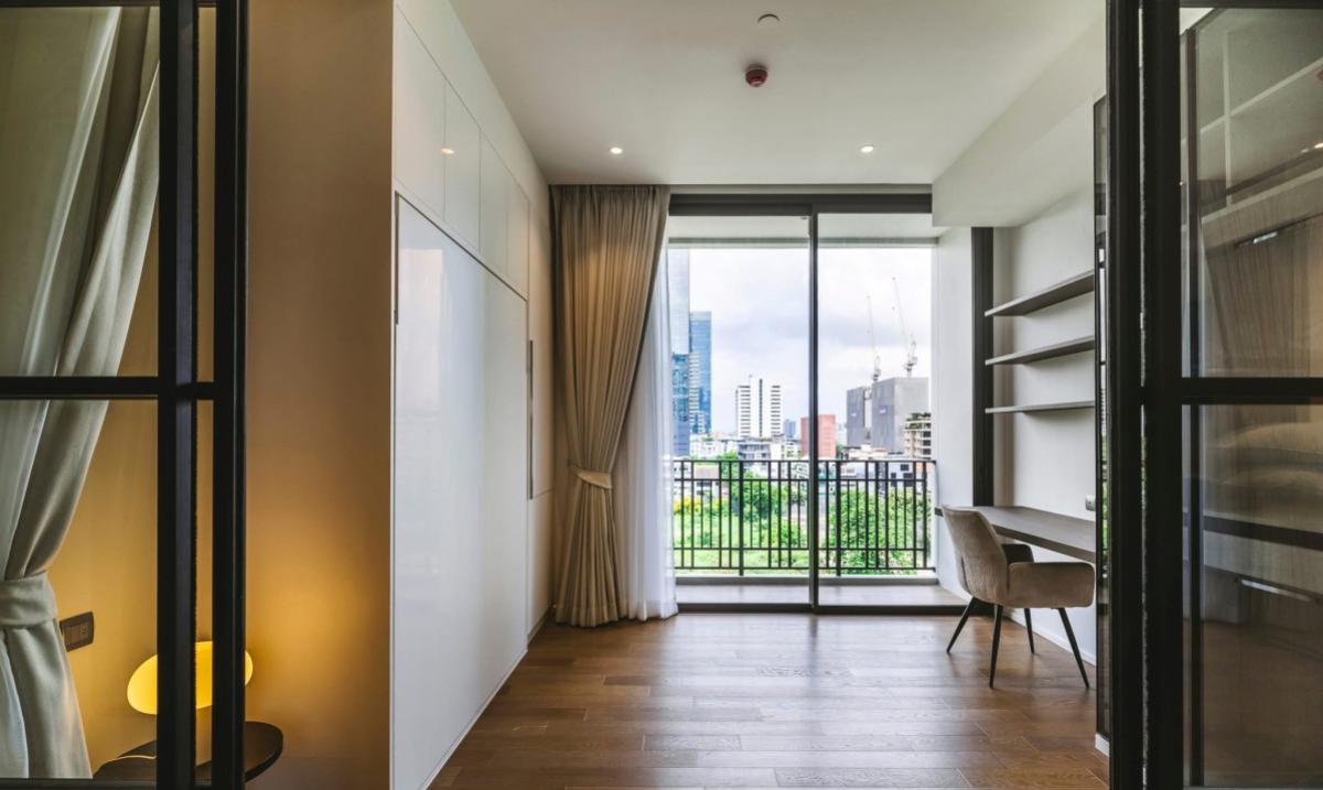 ขายคอนโดวิทยุ ชิดลม หลังสวน : ขายคอนโด  มิวนีค หลังสวน วิวสวย ห้องมุม หน้ากว้าง BTS-สถานีราชดำริ ลุมพินี เขต ปทุมวัน กรุงเทพ CX-139591