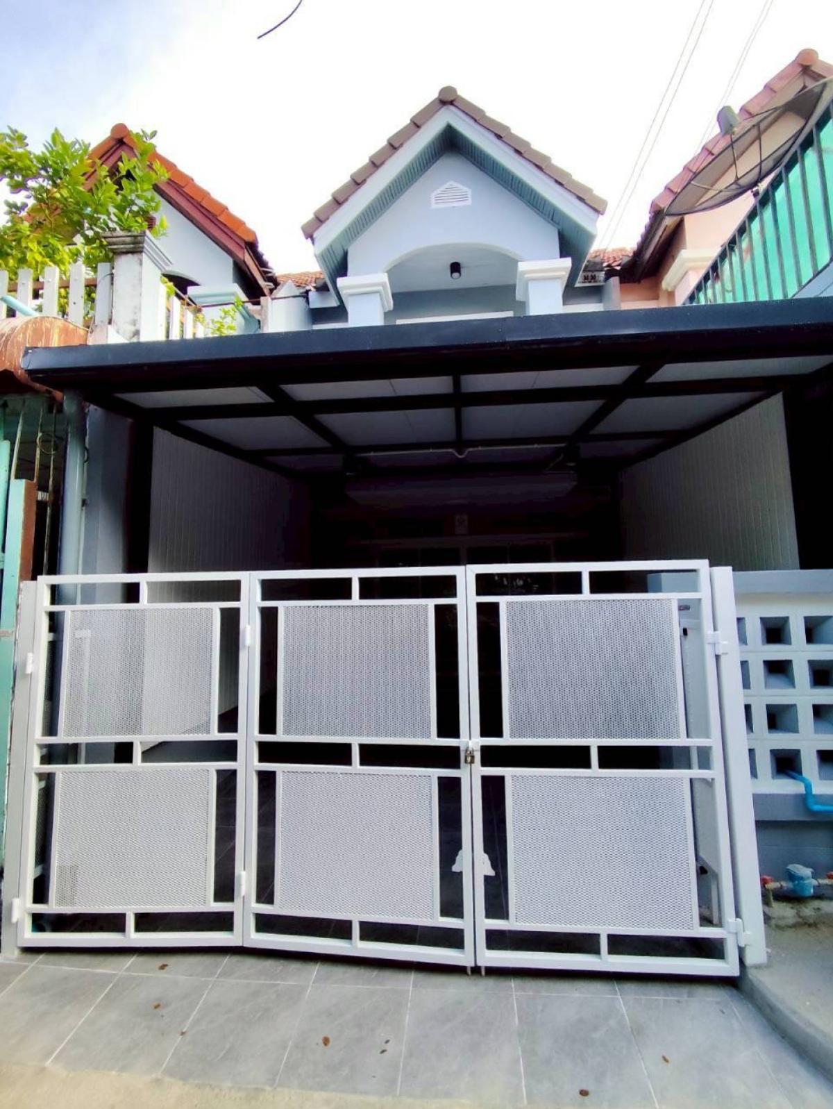 For SaleTownhomeNonthaburi, Bang Yai, Bangbuathong : For Sale Townhouse/Townhome  , Kamollak Westgate - Bang Yai , newly renovated , MRT-Sam Yaek Bang Yai , Bang Rak Phatthana , Bang Bua Thong , Nonthaburi , CX-140682