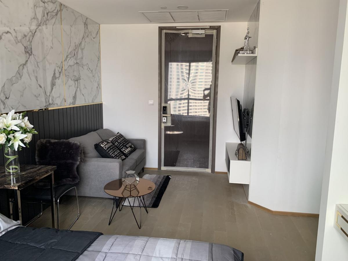 ขายคอนโดสยาม จุฬา สามย่าน : 07/03/2026, รวมค่าโอนชีวิตติด BTS! Ashton Chula-Silom Studio 24.5 ตร.ม. เพียง 6.02 ล้าน ใกล้จามจุรีและสีลม สะดวกทุกการเดินทาง!