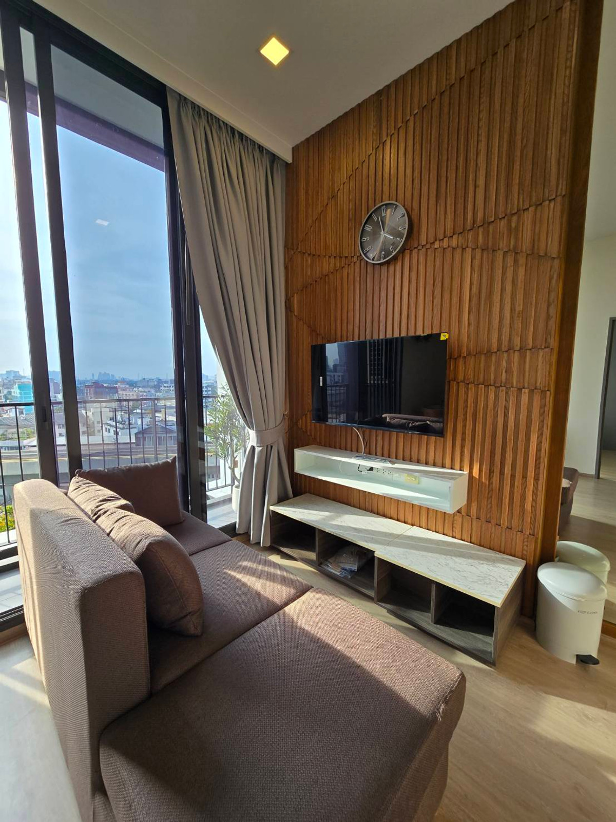 For RentCondoKasetsart, Ratchayothin : For rent, 2 bedrooms, 1 bathroom, fully furnished, beautiful, ready to move in.