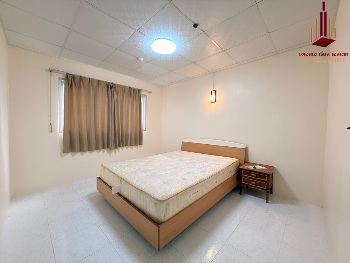 For SaleCondoBangna, Bearing, Lasalle : ✨ For Sale: Bangna Residence Condo ✨ 💰 Only 2,100,000 THB