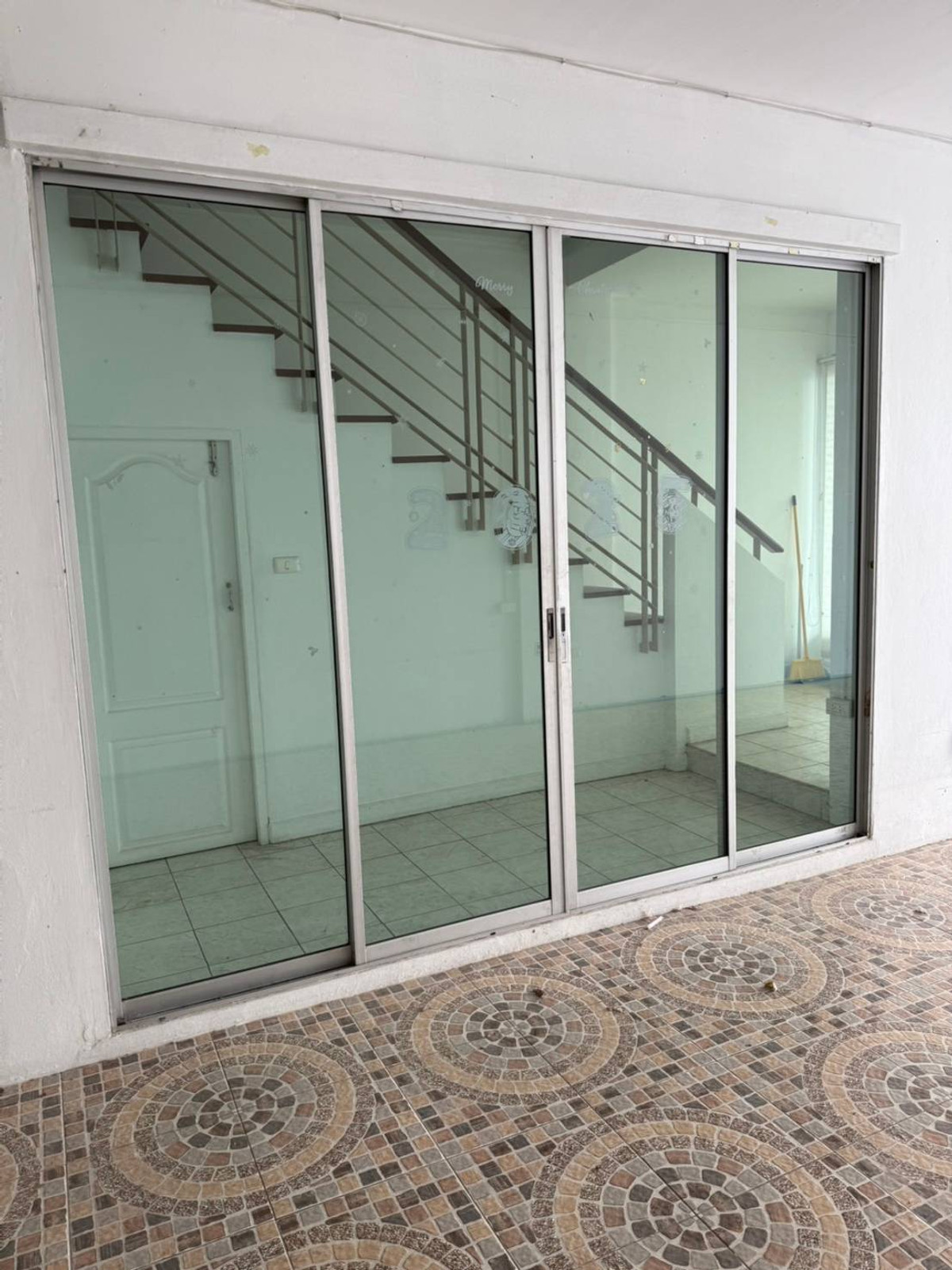 ให้เช่าทาวน์โฮมสมุทรปราการ สำโรง : ให้เช่าทาวน์โฮม บ้านกลางเมือง บริติช ทาวน์ ศรีนครินทร์ ใกล้ แม็คโคร ศรีนครินทร์ เพียง 2 นาที