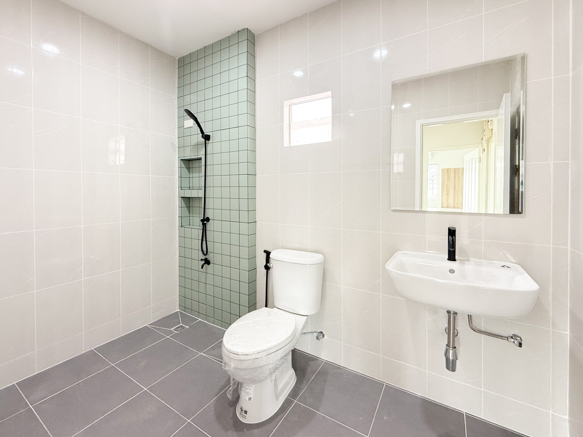 ขายทาวน์โฮมมีนบุรี-ร่มเกล้า : ขายบ้านรีโนเวทใหม่ พฤกษาวิลล์27 มีนบุรี ‼️ซื้อวันนี้ ปล่อยเช่าได้เลย รับ yield 6% ปล่อยเช่าไว ‼️ ใกล้รถไฟฟ้า