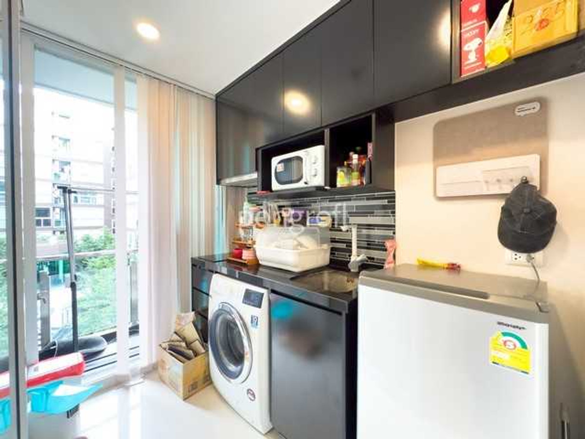 For SaleCondoPinklao, Charansanitwong : Condo for Sale: Chateau In Town @ Charansanitwong 96/2, 29 sqm, Near MRT Bang O