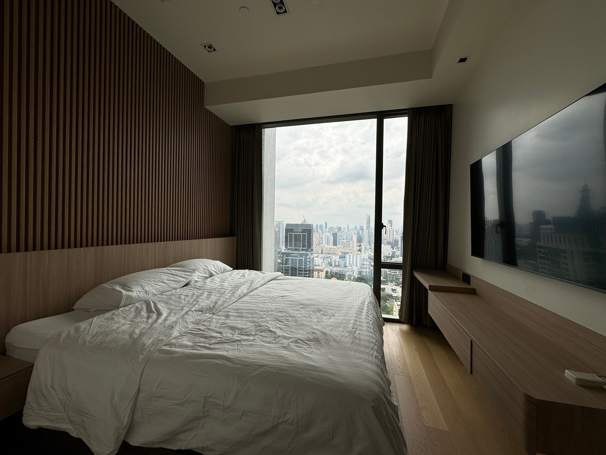 ให้เช่าคอนโดวิทยุ ชิดลม หลังสวน : ให้เช่า 1 ห้องนอน บิ้วอินสวย ชั้นสูง 