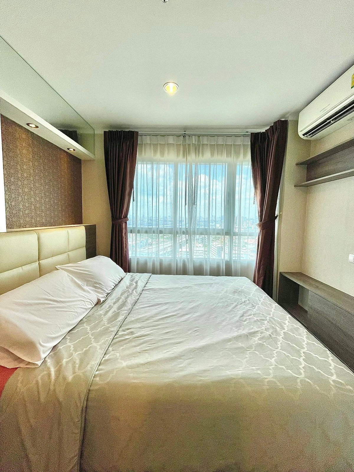 ขายคอนโดปิ่นเกล้า จรัญสนิทวงศ์ : (รหัส T358) ขายคอนโด Lumpini place borom ratchachonni - pinklao : ลุมพินี เพลส บรมราชชนนี - ปิ่นเกล้า ใกล้เซนทรัลปิ่นเกล้า