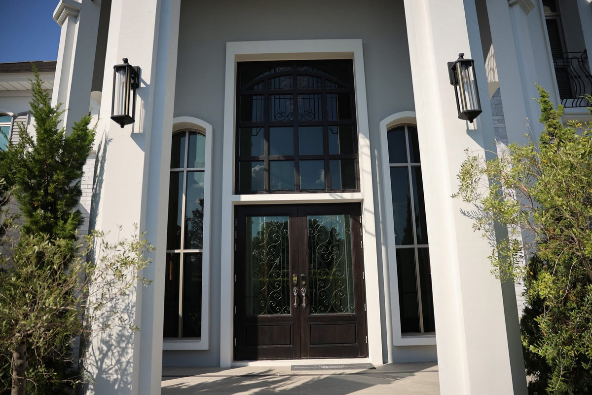 HouseLadkrabang, Suwannaphum Airport : Super Luxury house | Ready to move in immediately, Perfect Masterpiece Krungthep Kreetha, area 202 sq m | usable area 700 sq m • House facing south, corner plot, beautiful plot, 5 bedrooms | 6 bathrooms • Living room | Dining room • Thai kitchen + Western