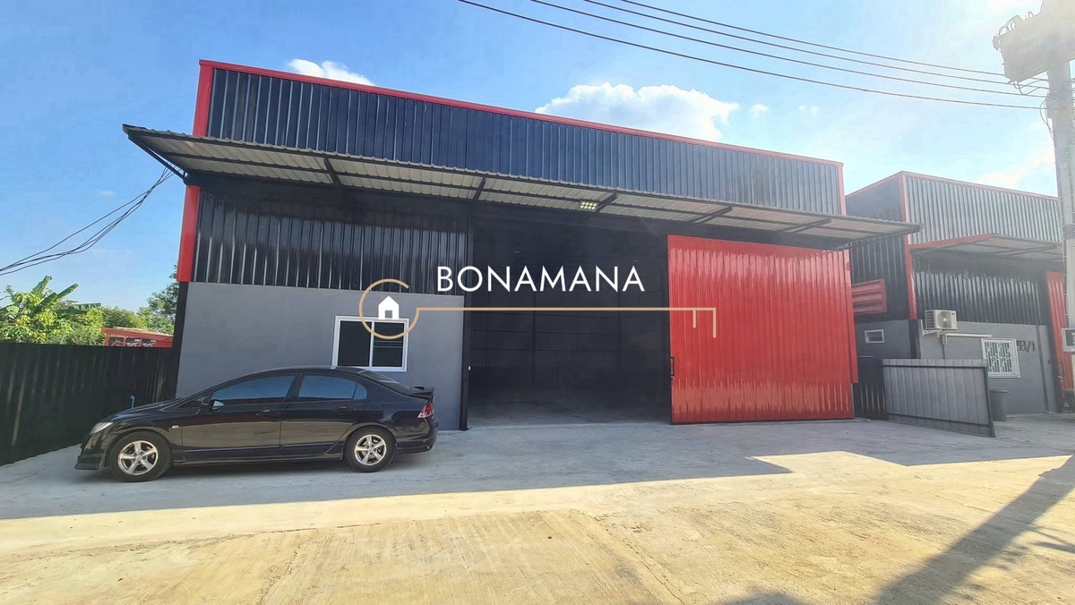 For RentWarehouseMin Buri, Romklao : Warehouse for rent in Minburi area, Nimitmai Road.