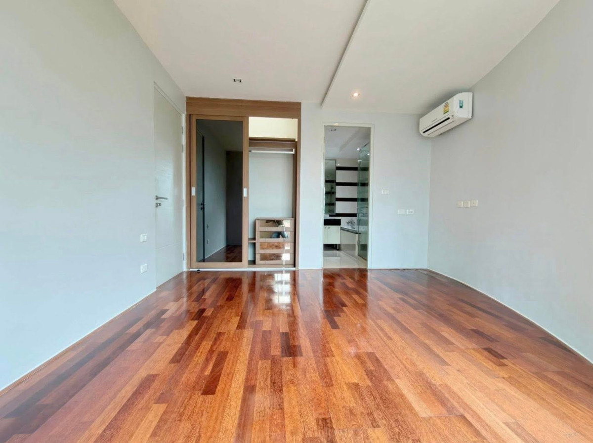 For SaleCondoSukhumvit, Asoke, Thonglor : 📌 Urgent‼️ Selling at a loss! Condo in a great location, convenient transportation ✅ Beverly 33 Condo MD-25085688