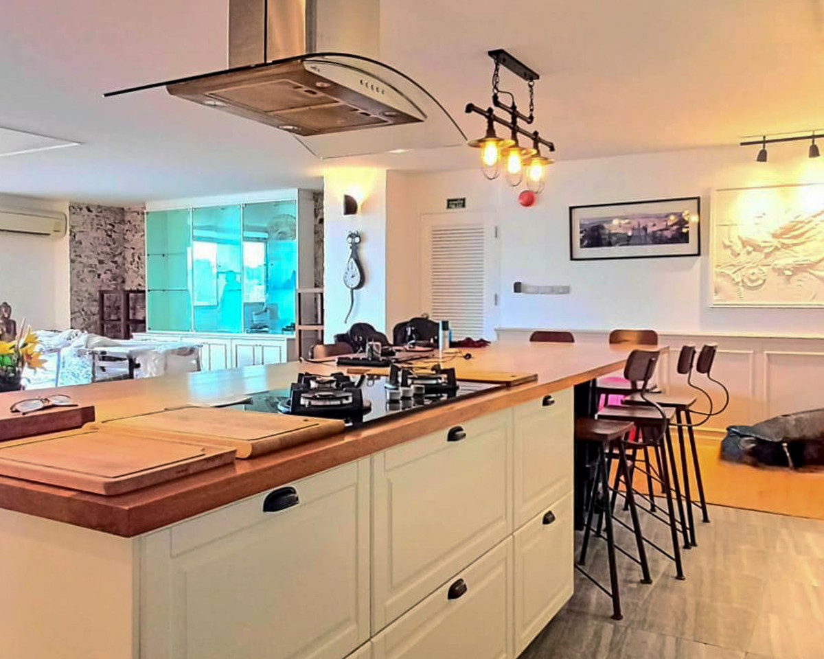 ให้เช่าคอนโดสุขุมวิท อโศก ทองหล่อ : Habitat Condominium Thonglor ห้องใหญ่ 3 ห้องนอน 260 ตร.ม. Please call: 062-496-6454