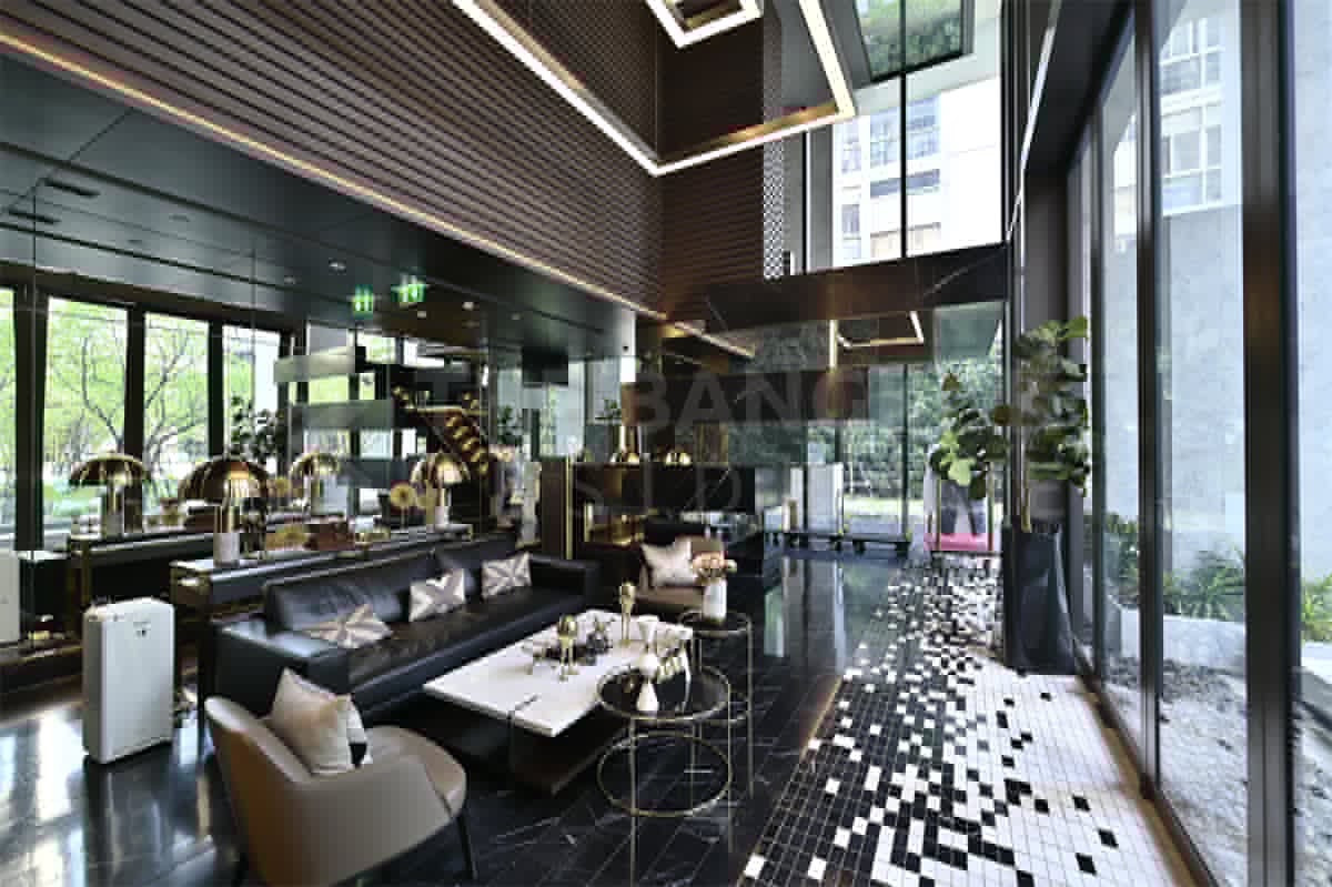 For RentCondoWitthayu, Chidlom, Langsuan, Ploenchit : 28 Chidlom — Luxury, privacy and dignity All in one place 🏙️ Luxury, privacy, and prestige in one address. by Cholly