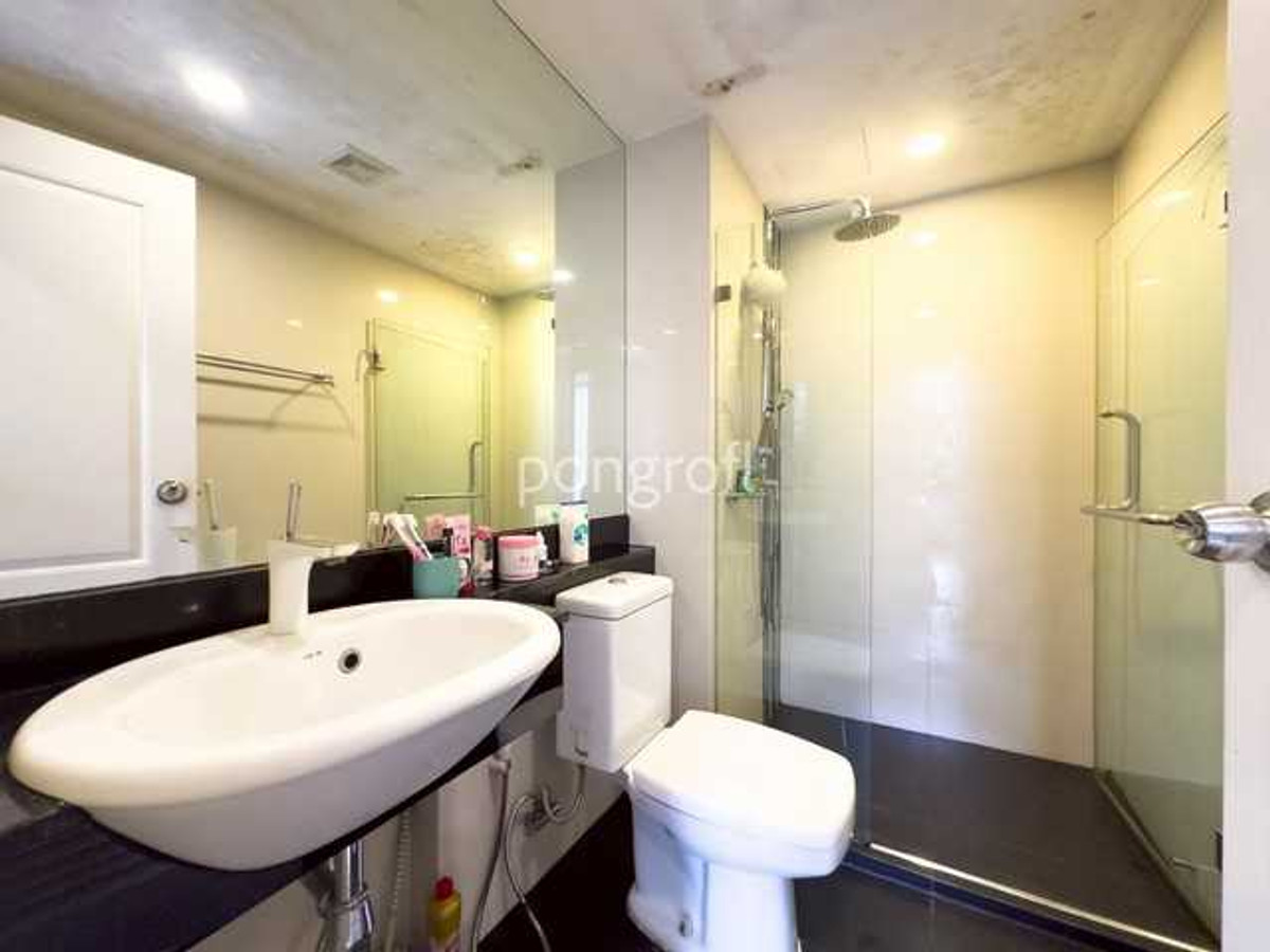 For SaleCondoPinklao, Charansanitwong : Condo for Sale: Chateau In Town @ Charansanitwong 96/2, 29 sqm, Near MRT Bang O