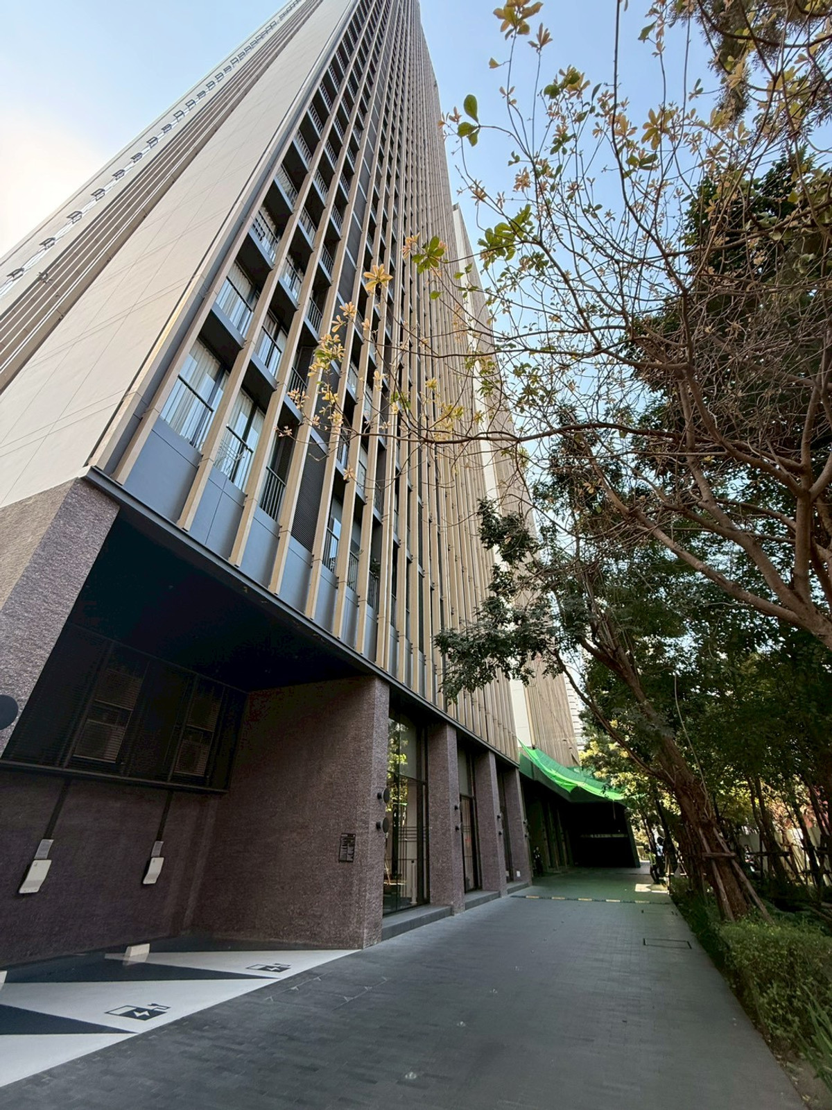 ให้เช่าคอนโดสุขุมวิท อโศก ทองหล่อ : ให้เช่า คอนโด โนเบิล บีไนน์ทีน 1 ห้องนอน