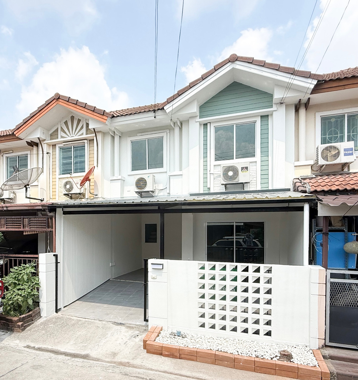 ขายทาวน์โฮมมีนบุรี-ร่มเกล้า : ขายบ้านรีโนเวทใหม่ พฤกษาวิลล์27 มีนบุรี ‼️ซื้อวันนี้ ปล่อยเช่าได้เลย รับ yield 6% ปล่อยเช่าไว ‼️ ใกล้รถไฟฟ้า