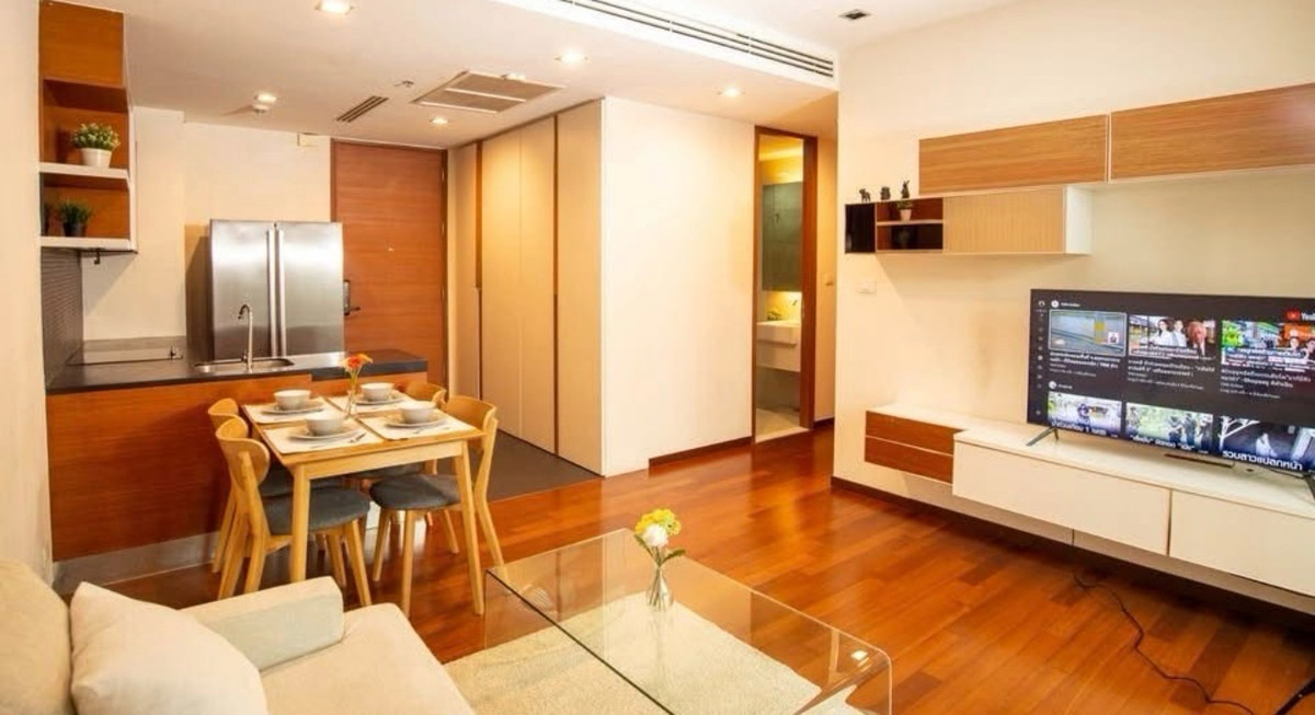 ขายคอนโดสุขุมวิท อโศก ทองหล่อ : 🔹Ashton Morph 38 🔹🐶🐈 Pet Friendly🐶🐈 •	Building B	•	12th Floor •	Size: 74 sq.m. 	•	2 Bedrooms, 2 Bathrooms
