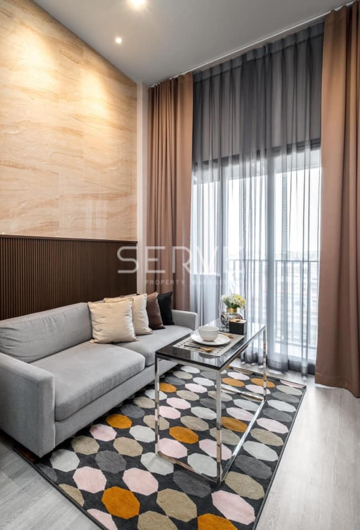 For RentCondoOnnut, Udomsuk : 1 Bed 28 sq.m. Nice Room High Fl. 20+ Good Location Close to BTS Punnawithi 250 m. at The Line Sukhumvit 101 Condo / For Rent