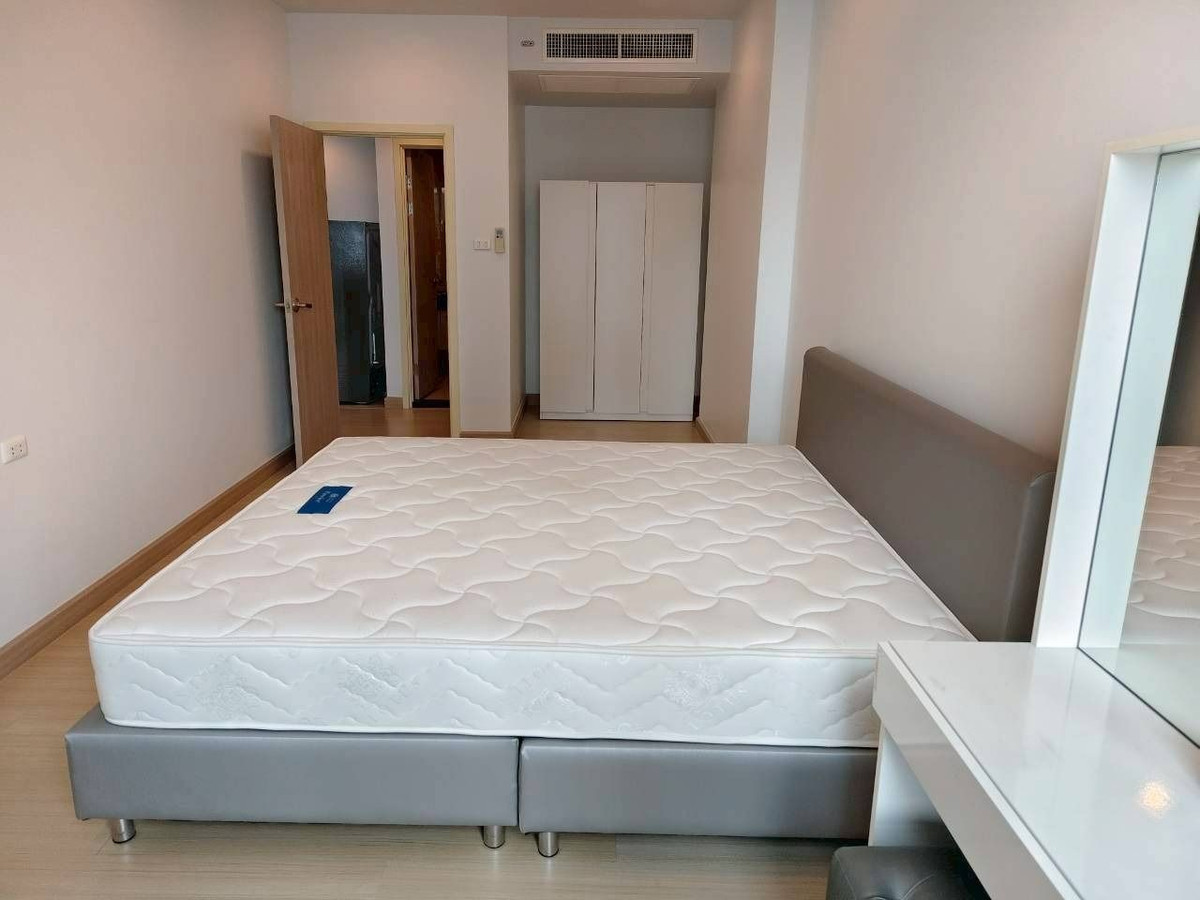 For RentCondoSathorn, Narathiwat : For rent, Supalai Lite Ratchada-Narathwiat, 7th floor.