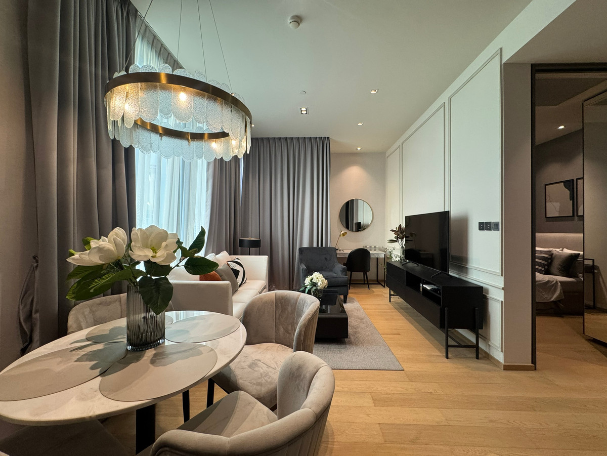 ให้เช่าคอนโดวิทยุ ชิดลม หลังสวน : 2 ห้องนอน  2 ห้องน้ำ ชั้นสูง ตกแต่งครบพร้อมเข้าอยู่