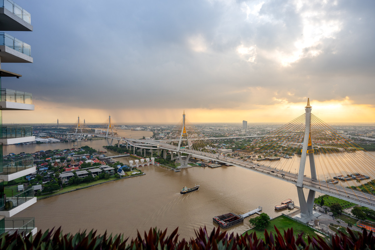 For SaleCondoRama3 (Riverside),Satupadit : ✨Luxury condo for sale in Luxury Modern style on the river at The Pano Rama3, large corner room. Beautiful panoramic view of the river curve.