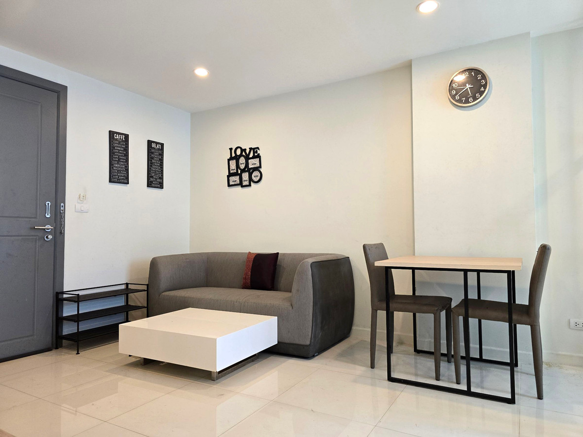 ขายคอนโดพัฒนาการ ศรีนครินทร์ : ขาย อิลีเม้นท์ ศรีนครินทร์. ห้องกว้าง 37 ตรม. คอนโดใกล้ซีคอนศรีนครินทร์ [FAS2302033]