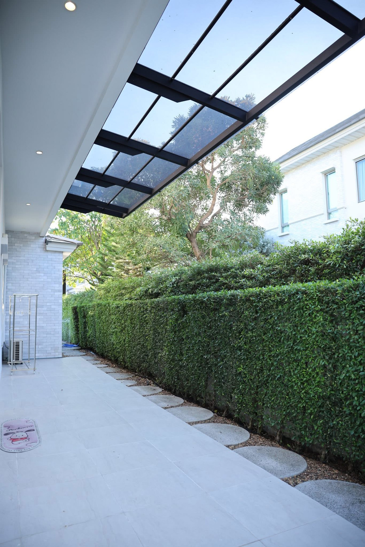 HouseLadkrabang, Suwannaphum Airport : Super Luxury house | Ready to move in immediately, Perfect Masterpiece Krungthep Kreetha, area 202 sq m | usable area 700 sq m • House facing south, corner plot, beautiful plot, 5 bedrooms | 6 bathrooms • Living room | Dining room • Thai kitchen + Western