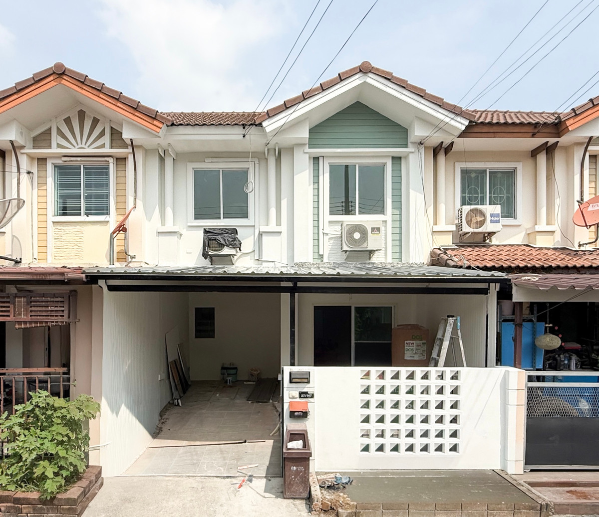 ขายทาวน์โฮมมีนบุรี-ร่มเกล้า : ขายบ้านรีโนเวทใหม่ พฤกษาวิลล์27 มีนบุรี ใกล้รถไฟฟ้าบางชัน ต่อเติมครบ