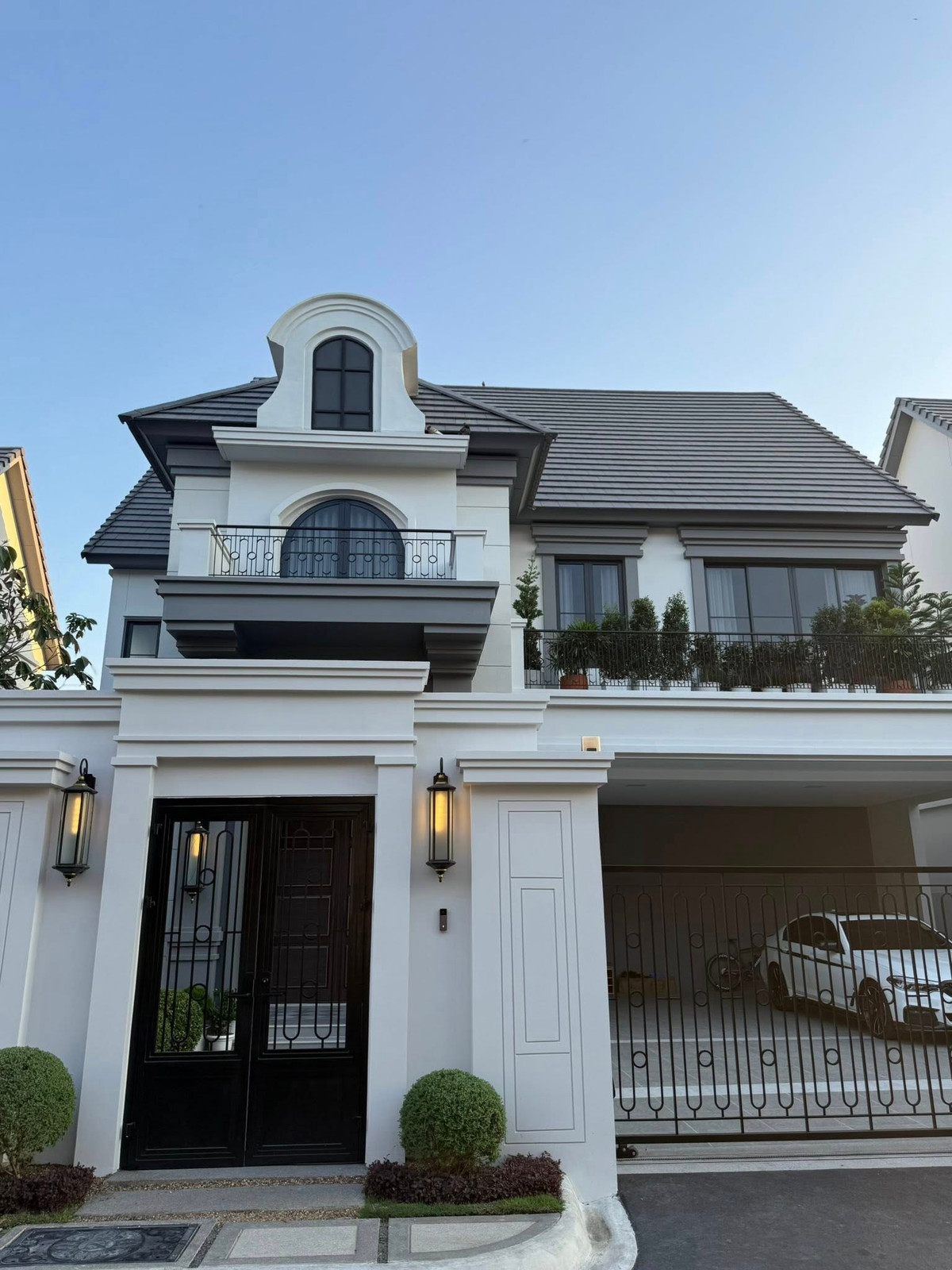 ให้เช่าบ้านเกษตรศาสตร์ รัชโยธิน : HR3126คฤหาสน์หรู นาราสิริ พหลฯ-วัชรพล  ครั้งแรกกับการปล่อยเช่า บ้านใหม่ไม่เคยเข้าอยู่