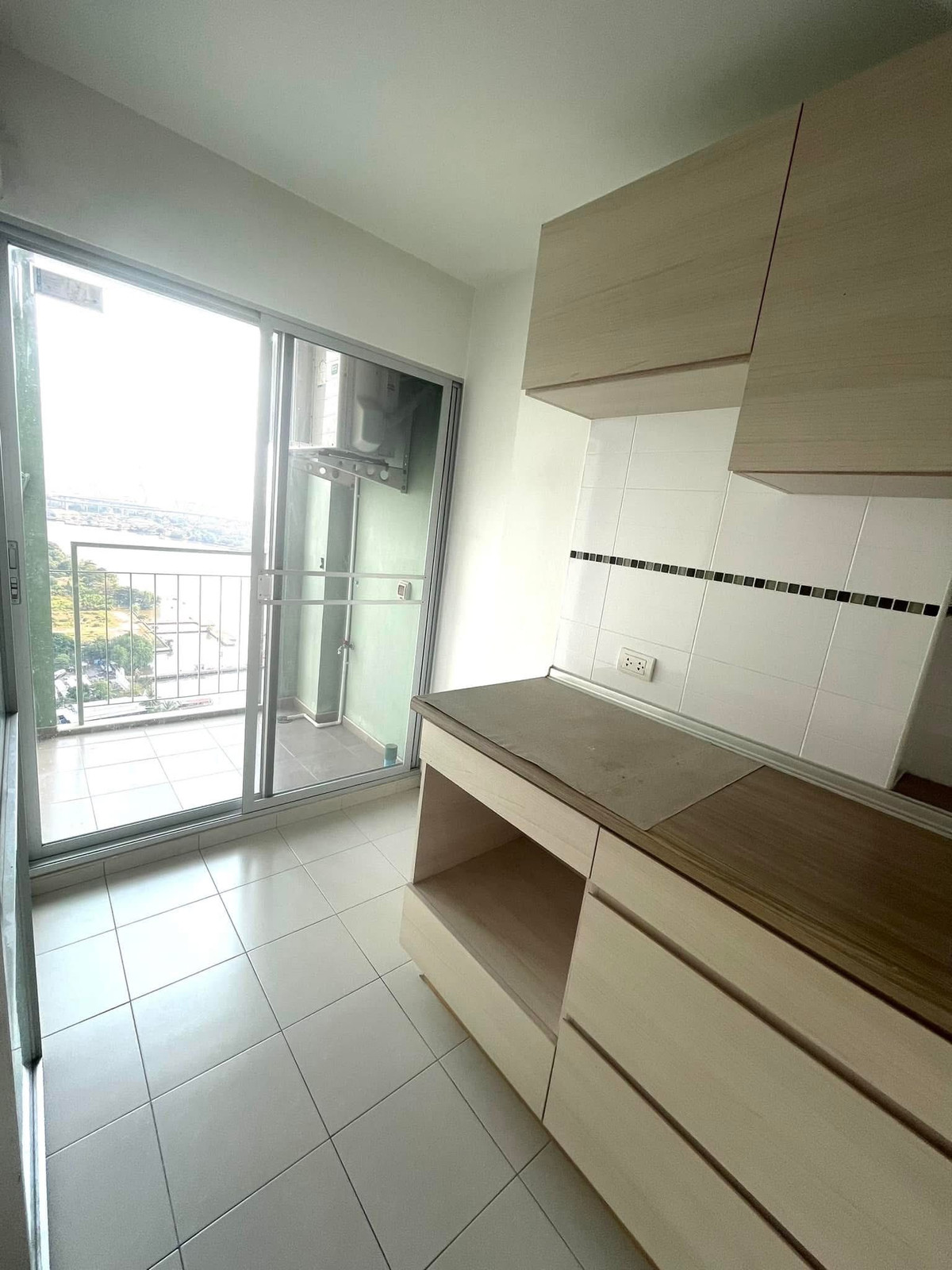 For SaleCondoRama3 (Riverside),Satupadit : 📌 Urgent‼️ Selling at a loss! Condo in a great location, convenient transportation ✅ Lumpini Park Riverside Rama 3 Condo MD-25085687