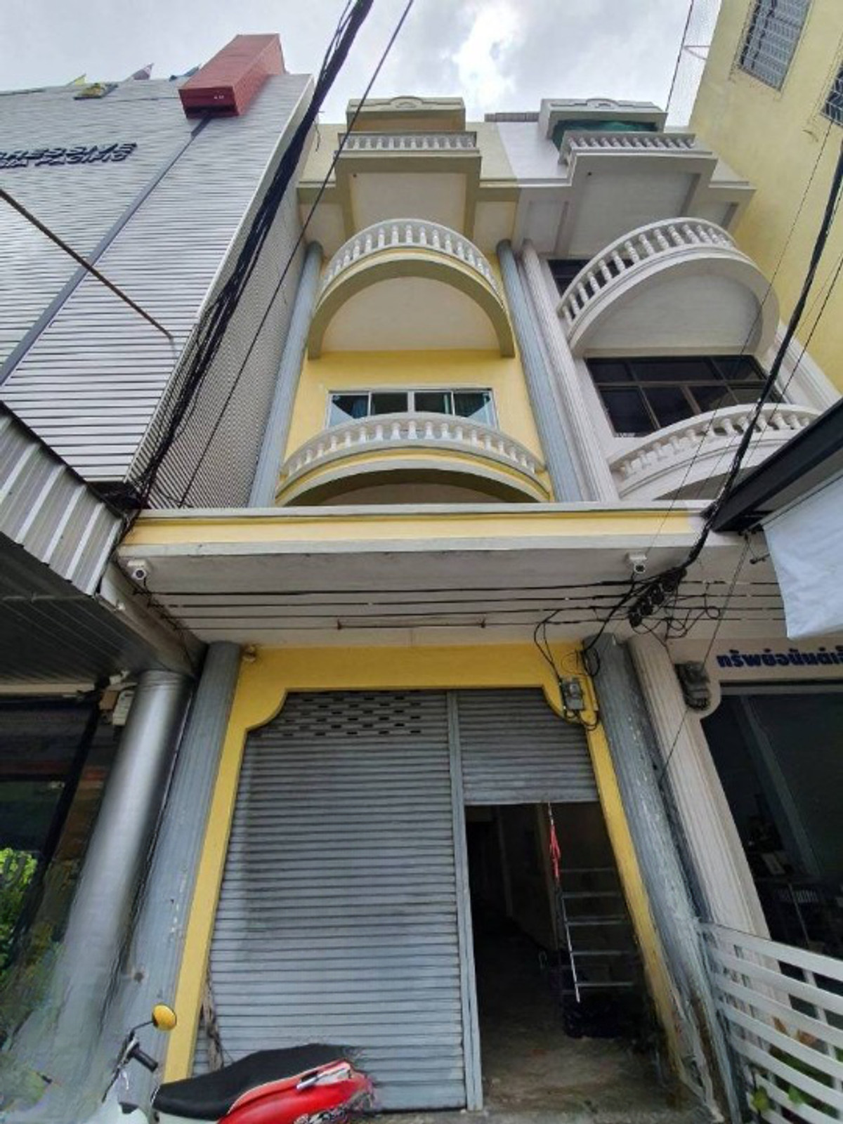 ให้เช่าอาคารพาณิชย์อ่อนนุช อุดมสุข : ให้เช่าอาคารพาณิชย์ โซน ปุณณวิถี ใกล้ BTS ปุณณวิถี เพียง 4 นาที