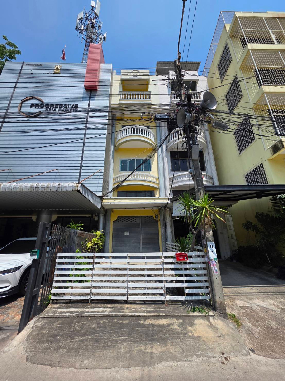 ให้เช่าอาคารพาณิชย์อ่อนนุช อุดมสุข : ให้เช่าอาคารพาณิชย์ ใกล้ BTS ปุณณวิถี เพียง 4 นาที