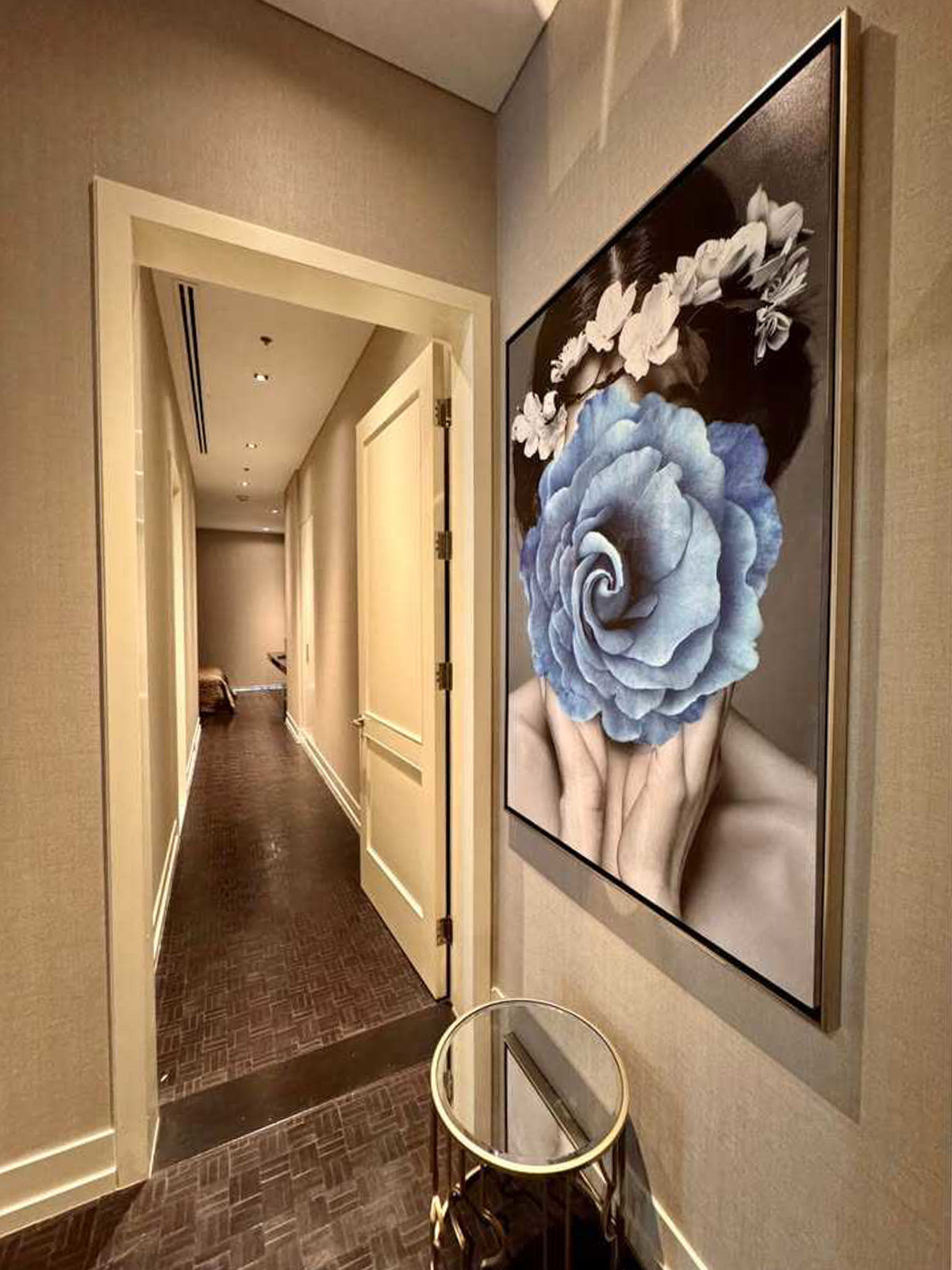 ให้เช่าคอนโดสาทร นราธิวาส : The Ritz-Carlton Residences Bangkok ยูนิตหรู 4 ห้องนอน ชั้นสูง วิวเมืองระดับไอคอน Please call: 062-496-6454