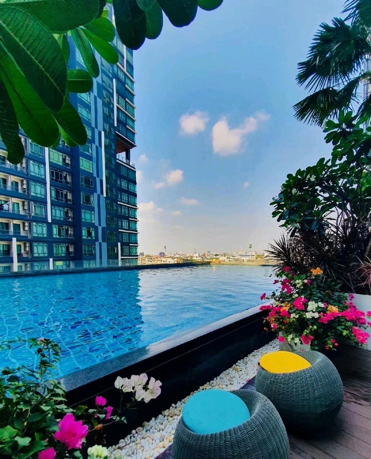 For RentCondoBang Sue, Wong Sawang, Tao Pun : 🔥For Rent Now🔥 Metro Sky Prachachuen Duplex Unit. Beautiful room, fully furnished with appliances. Near MRT Bang Sue❗