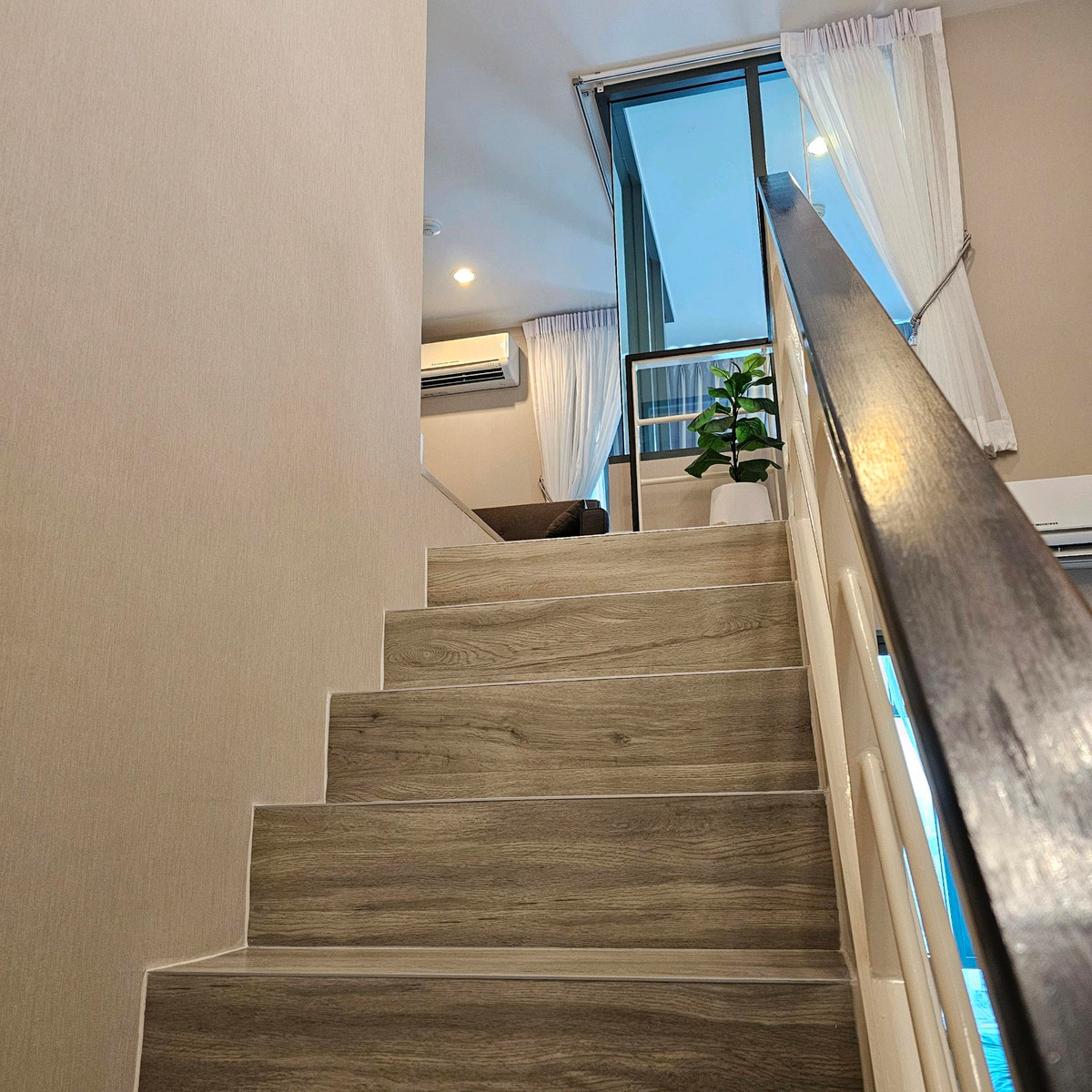 For RentCondoBang Sue, Wong Sawang, Tao Pun : 🔥For Rent Now🔥 Metro Sky Prachachuen Duplex Unit. Beautiful room, fully furnished with appliances. Near MRT Bang Sue❗