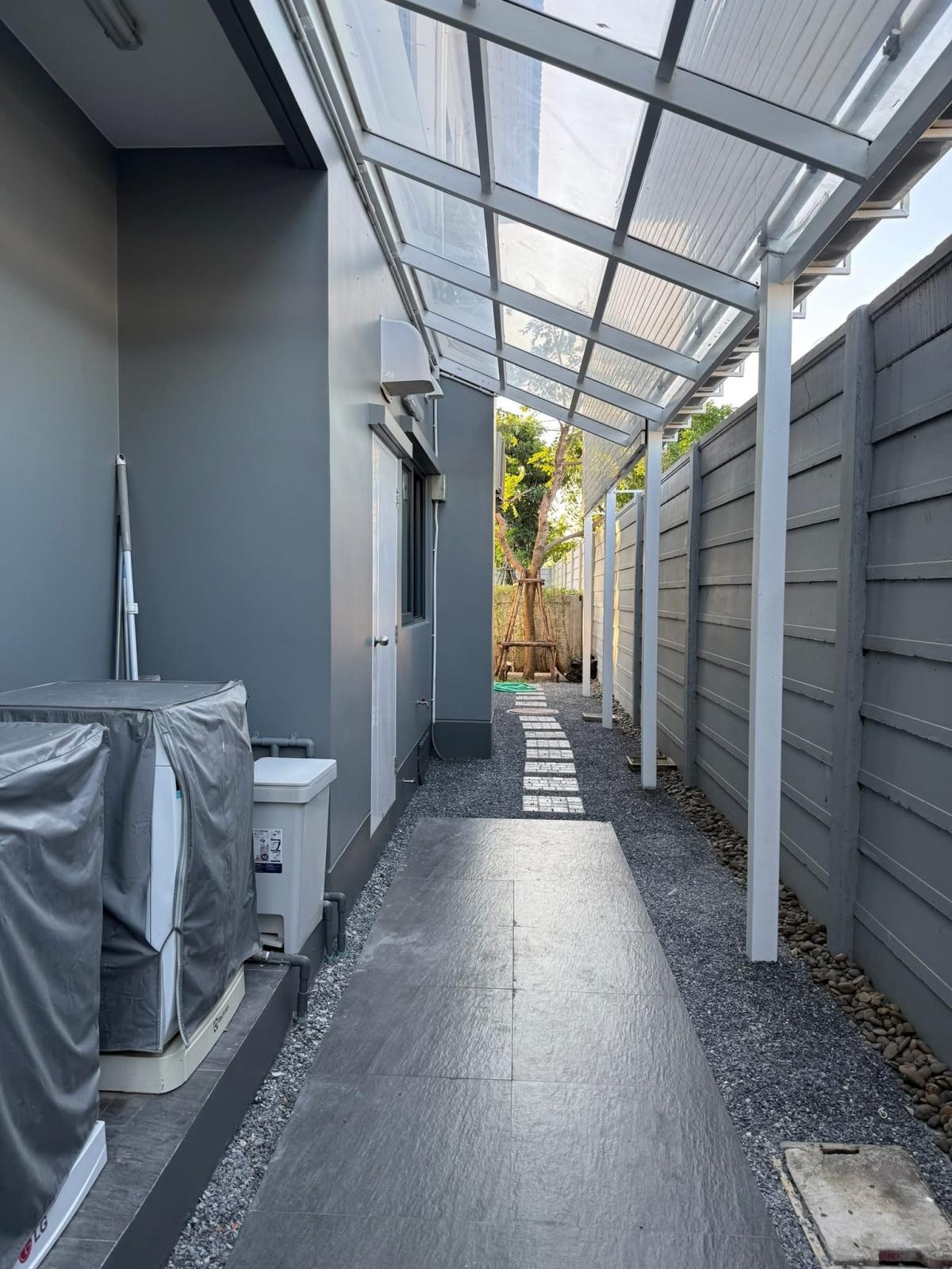 ให้เช่าบ้านบางนา แบริ่ง ลาซาล : บ้านหรู 5 นอน 6 น้ำ The City บางนา ใกล้เมกะบางนา เช่าพร้อมอยู่ 195,000 บ./ด. วิวสวนหัวมุม สวยครบทุกฟังก์ชัน