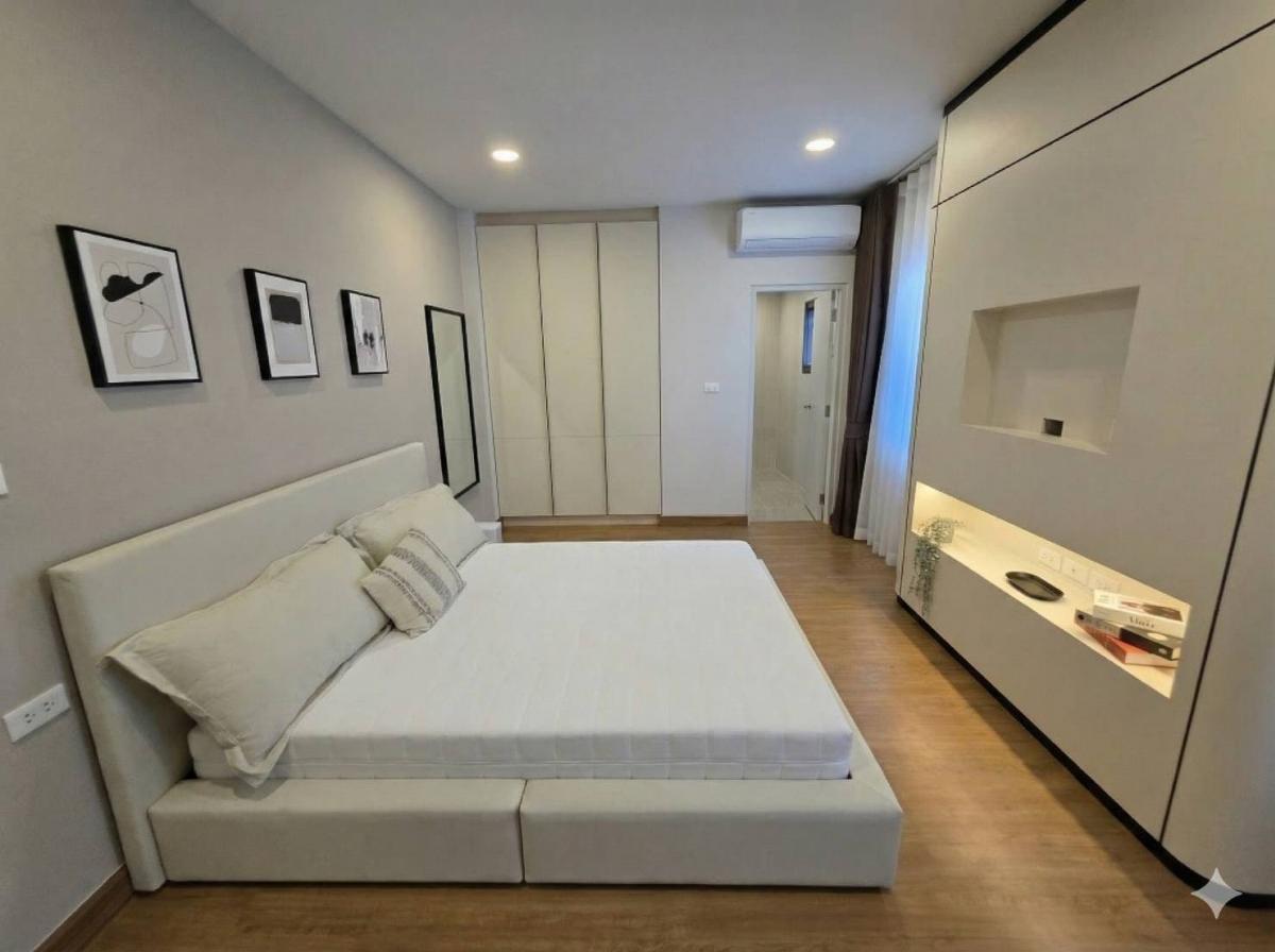 ให้เช่าบ้านบางนา แบริ่ง ลาซาล : 06/02/2026, บ้านหรูCentro Bangna 2 5 ห้องนอน พร้อมแม่บ้านและสวนส่วนตัว เช่า 160,000/เดือน ใกล้ Mega Bangna เดินทางสะดวก ลงตัวทุกความต้องการ