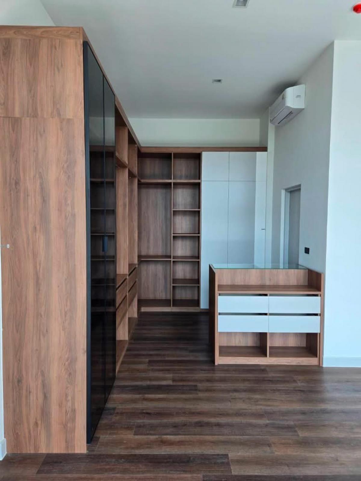 ให้เช่าบ้านบางนา แบริ่ง ลาซาล : 12/02/2026, Bangkok Boulevard Bangna Km.5 บ้านเดี่ยวใหม่ พร้อมเฟอร์ครบ ใกล้โรงเรียนนานาชาติ สุขุมวิท เช่าถูก 140,000 บาท/เดือน แปลงมุม ที่ดินกว้างส่วนตัว