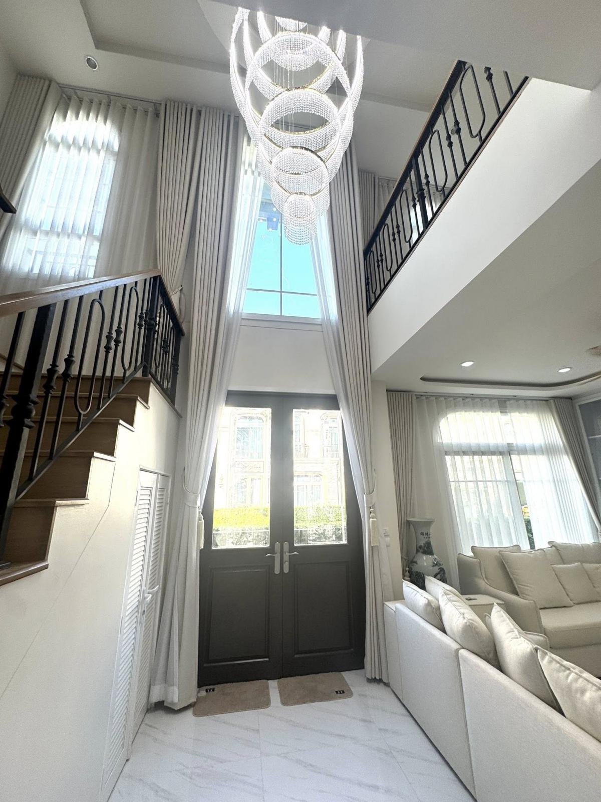 ให้เช่าบ้านสมุทรปราการ สำโรง : 19/02/2026, บ้านเดี่ยว 5 ห้องนอน Grandio Bangna KM.5 พร้อมอยู่ ราคาพิเศษ ใกล้ MEGA บางนา เริ่ม 14.89 ล้าน พร้อมเฟอร์ครบ จัดเลย!