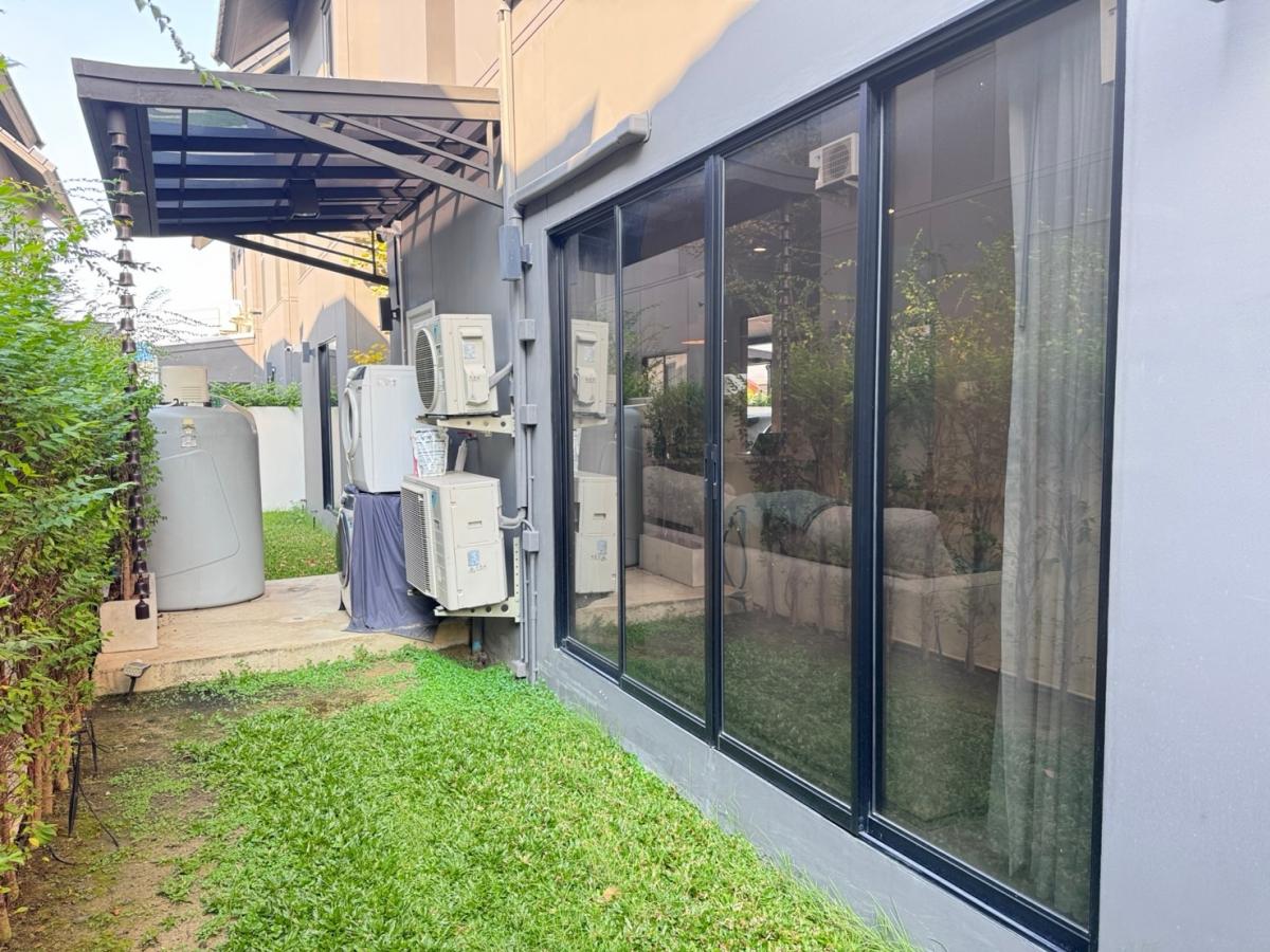 For SaleHouseNawamin, Ramindra : Luxury 4 bedroom detached house, Noble Gable Watcharapol, in the heart of Watcharapol. Rent 60,000 baht/month or sell for 11 million, fully furnished, near BTS and expressway!