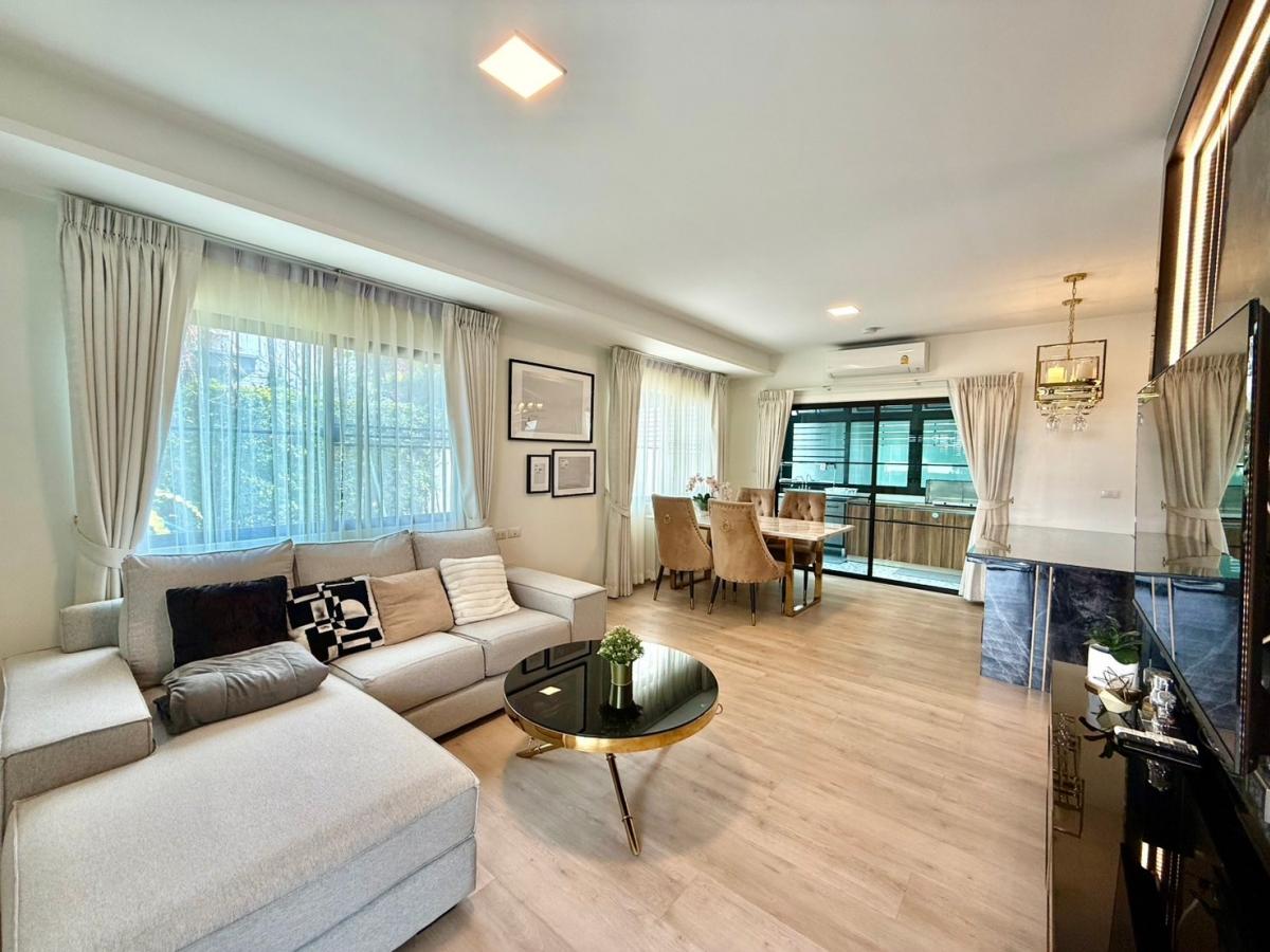 ให้เช่าทาวน์โฮมบางนา แบริ่ง ลาซาล : 19/02/2026, เช่า Indy 5 บางนา 4 นอน พร้อมอยู่ ใกล้เมกะบางนา บ้านหัวมุม เฟอร์ครบ ฟรีสโมสร 24 ชม. เพียง 69,000 บาท/เดือน