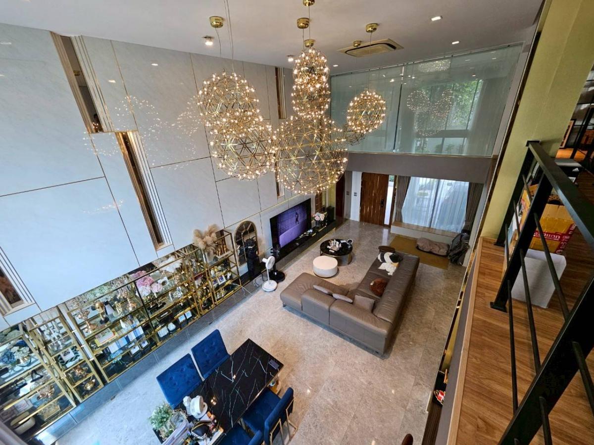 ขายทาวน์โฮมโชคชัย4 ลาดพร้าว71 : 19/02/2026, GLAM by AssetWise โฮมออฟฟิศหรู 3.5 ชั้น กลางลาดพร้าว-โชคชัย4 พื้นที่กว้าง 385 ตรม. พร้อมต่อเติมได้ทุกมุม