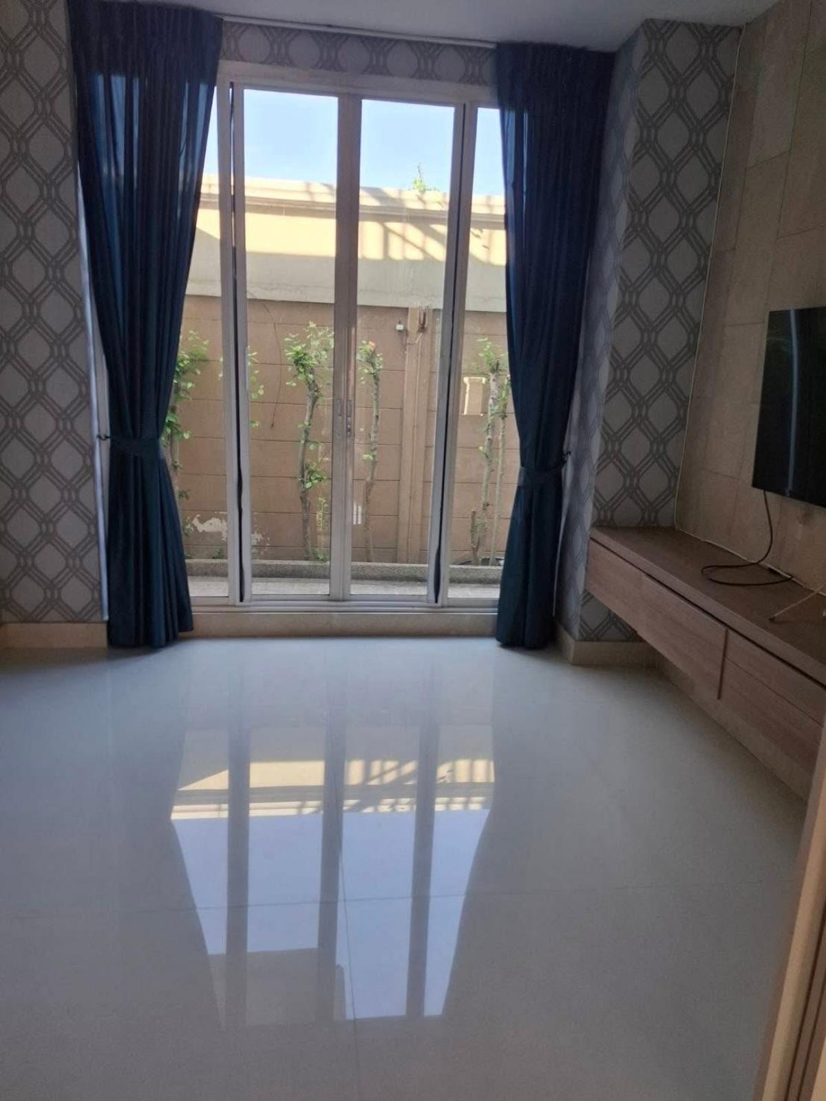 ให้เช่าบ้านเสรีไทย-นิด้า : 19/02/2026, บ้านหรู 4 ห้องนอน 340 ตร.ม. พร้อมเข้าอยู่ย่านสะพานสูง เช่าพร้อมสัญญายาว ใกล้รามคำแหง-เดอะมอลล์บางกะปิ