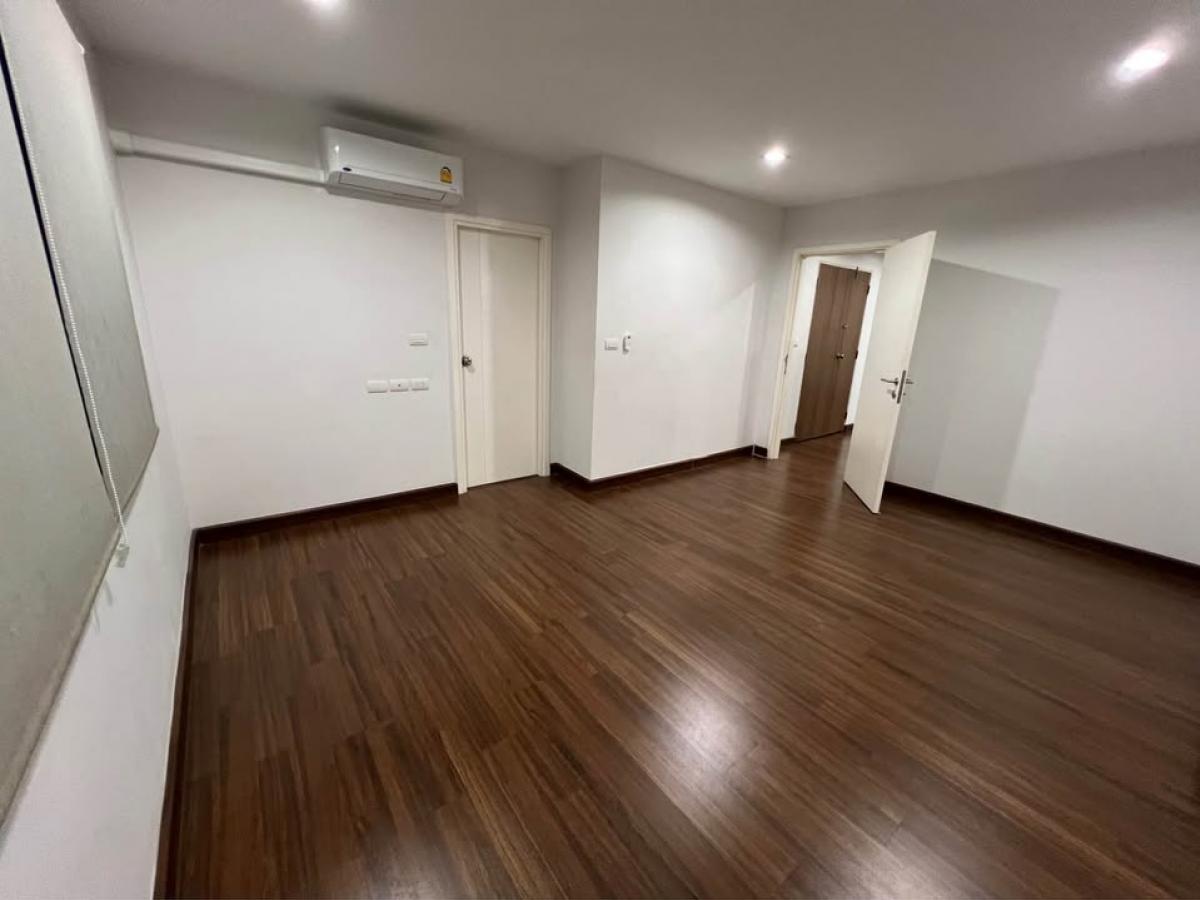 ให้เช่าทาวน์โฮมบางนา แบริ่ง ลาซาล : 19/02/2026, aan Chayada @ Work พื้นที่กว้าง 214 ตรม. เช่า 25,000 บาท พร้อมเข้าอยู่ สวยพร้อมบริการครบ