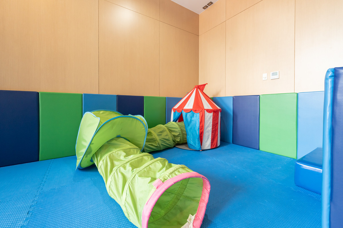 ขายคอนโดวิทยุ ชิดลม หลังสวน : Avail NOW Elegant 2 Bed Residence at Sindhorn Residence l Embassy View