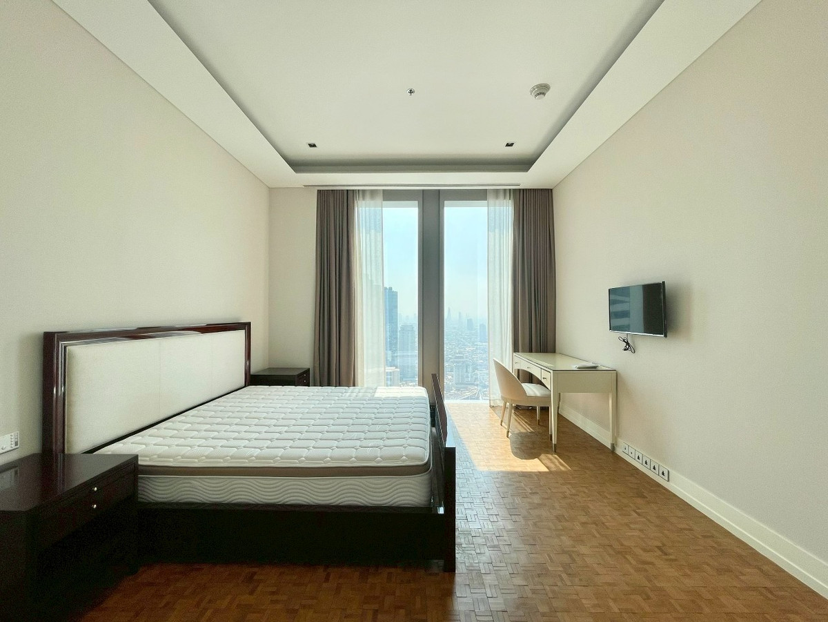For SaleCondoSathorn, Narathiwat : Best Price: Elegant 2-Bedroom at The Ritz-Carlton Residences