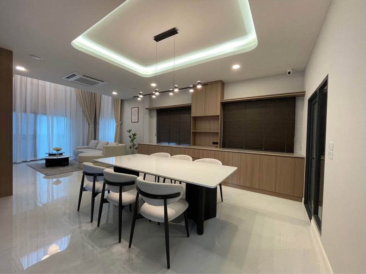 For RentHouseBangna, Bearing, Lasalle : P-2925 for rent!! The house is ready to move in. Near Mega Bangna, The City Bangna 3, pets allowed.