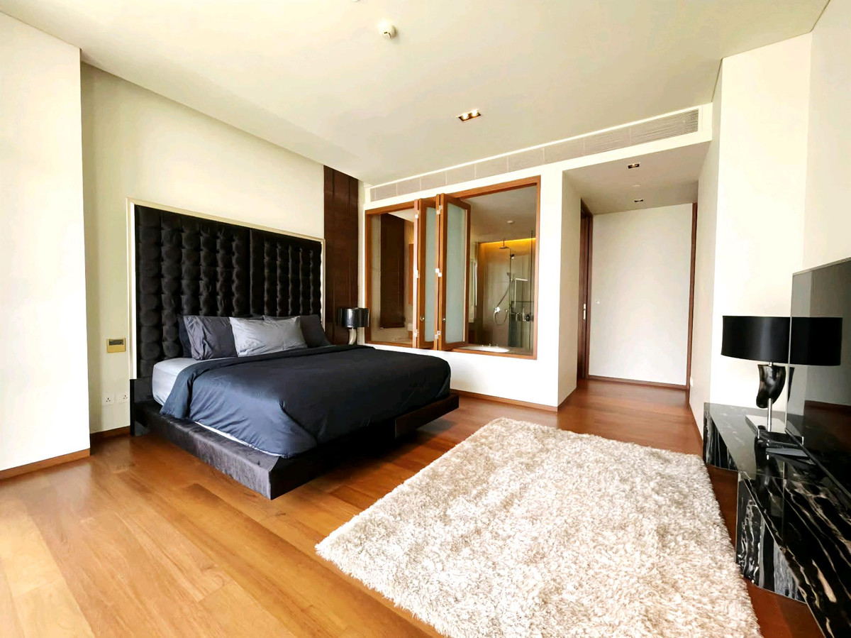 CondoSathorn, Narathiwat : 📍The Sukhothai Residences | 2BR 125 sq m. Best price per square meter in the project! Only 247,xxx baht/sq m.🔥