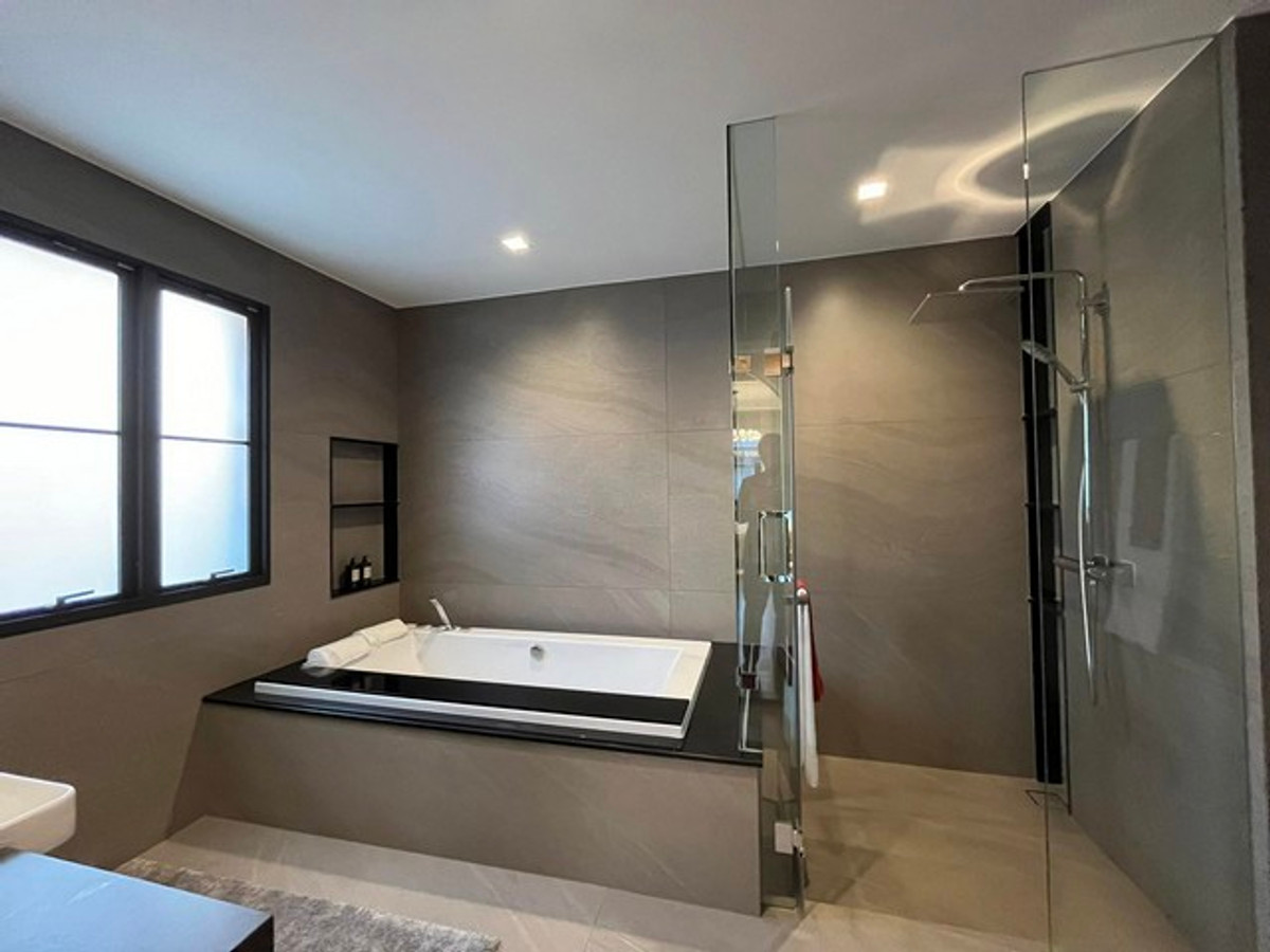 ขายบ้านพุทธมณฑล ศาลายา : แกรนด์ บางกอกบูเลอวาร์ด ณ อุทยาน Grand Bangkok Boulevard Na Uthayan 