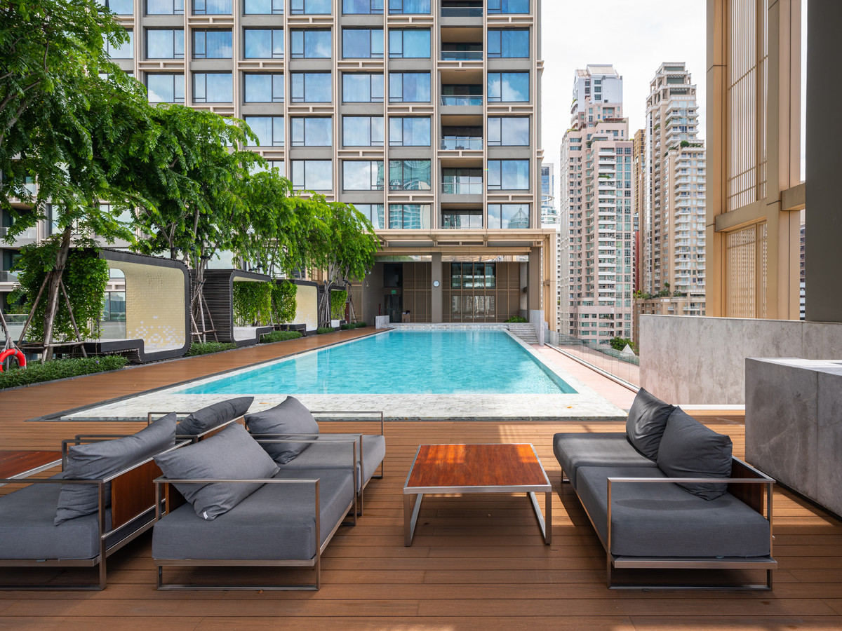 ขายคอนโดวิทยุ ชิดลม หลังสวน : Avail NOW Elegant 2 Bed Residence at Sindhorn Residence l Embassy View