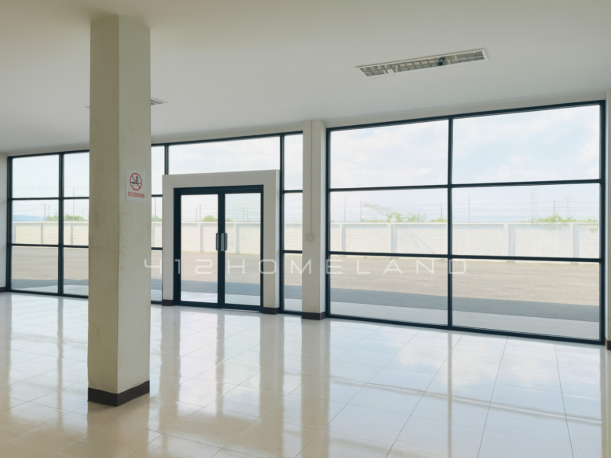 For RentWarehouseAyutthaya : Warehouse for rent, size 1,240 sq m., 2-story office, along Phahon Yothin Road, convenient travel, large vehicles easy in and out.